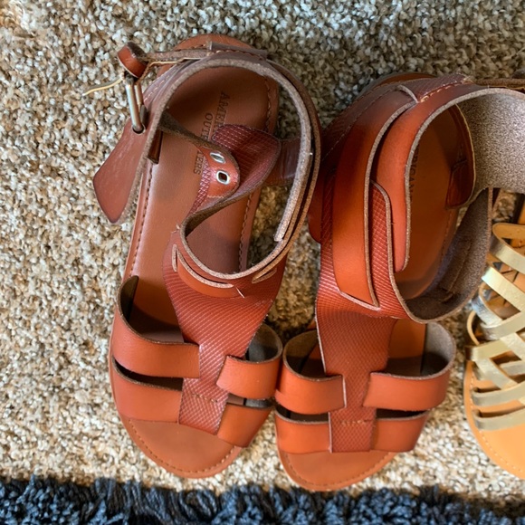 Sandles - Picture 3 of 11